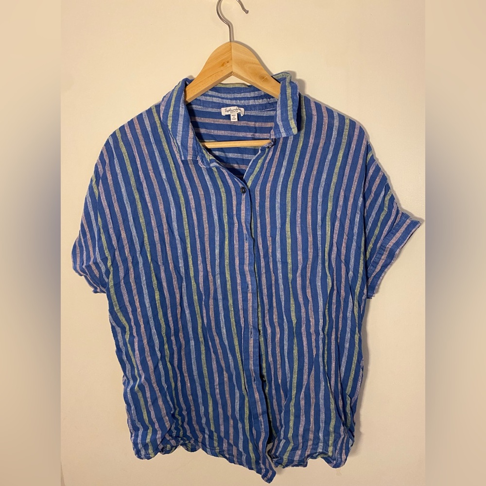 Splendid collared button down blouse size medium